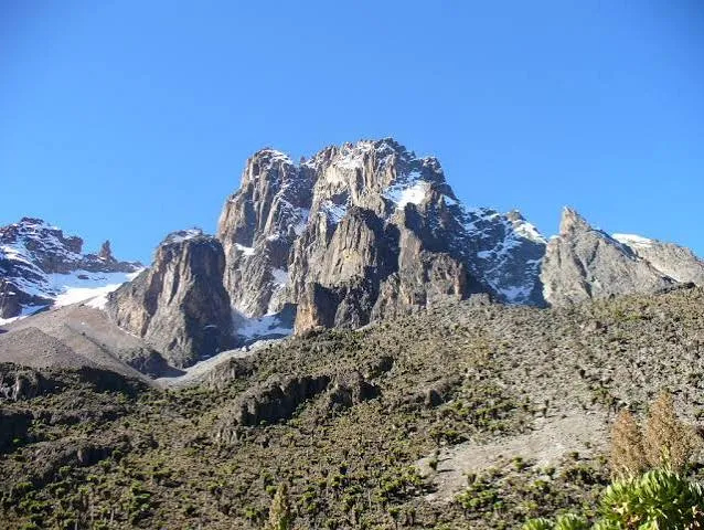 Safari de senderismo de 5 días en el Monte Kenia