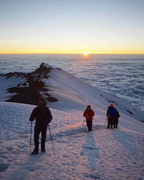 9-Day Climbing Kilimanjaro Lemosho Route